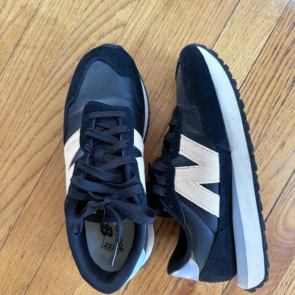 New Balance 237 Black 9.5